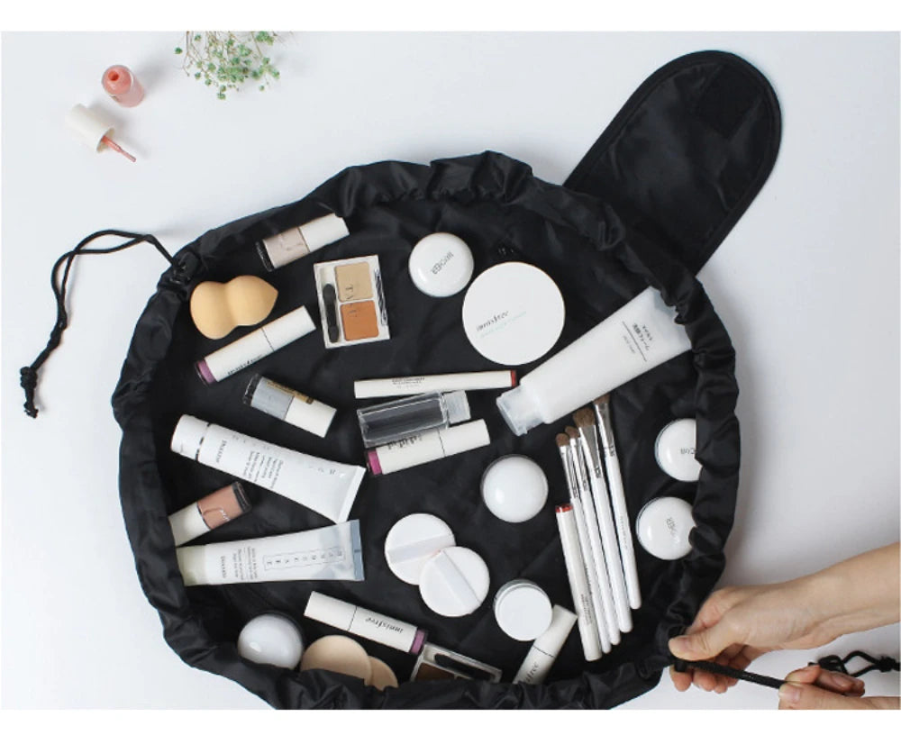 Travel Chic Makeup Pouch - Simplify Hub